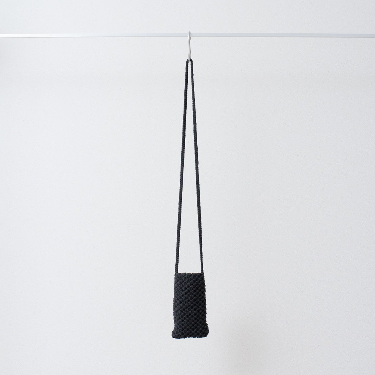 project1000 macrame bottle case 1