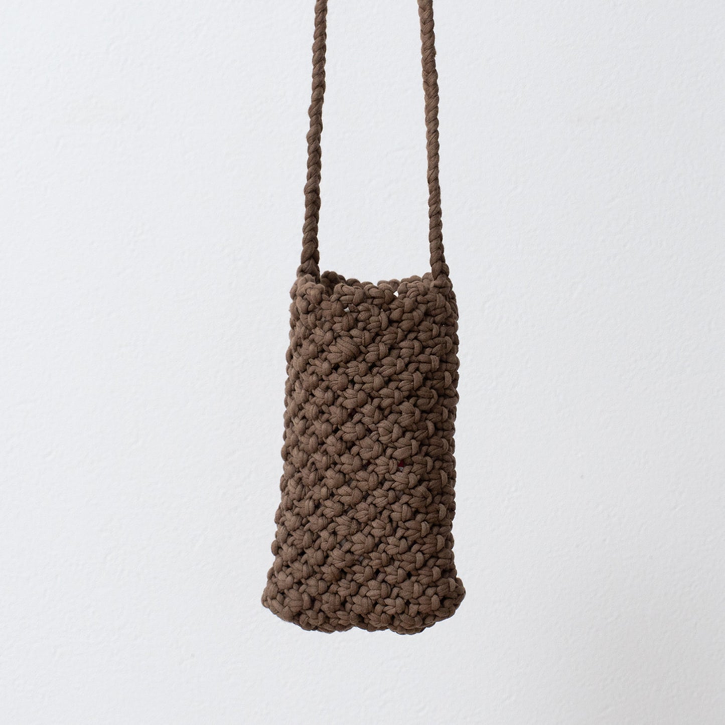 project1000 macrame bottle case 1