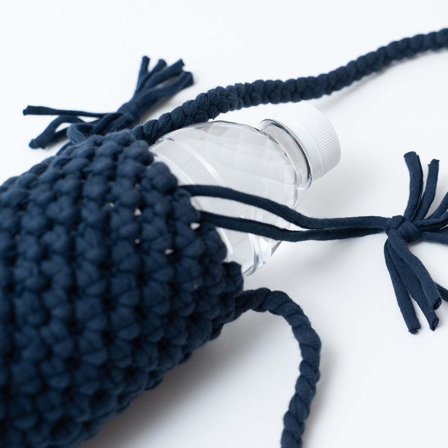 project1000 macrame bottle case 1