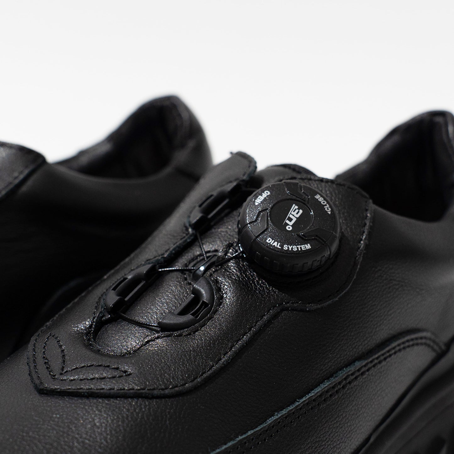 pg THROUGH BLACK
