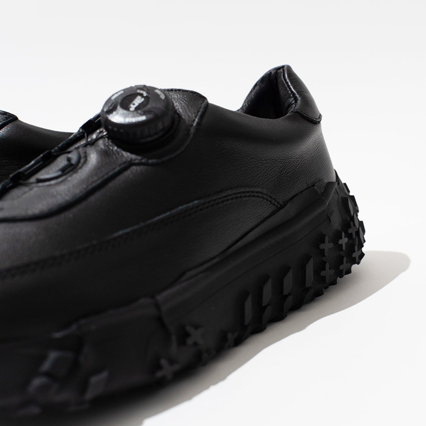 pg THROUGH BLACK