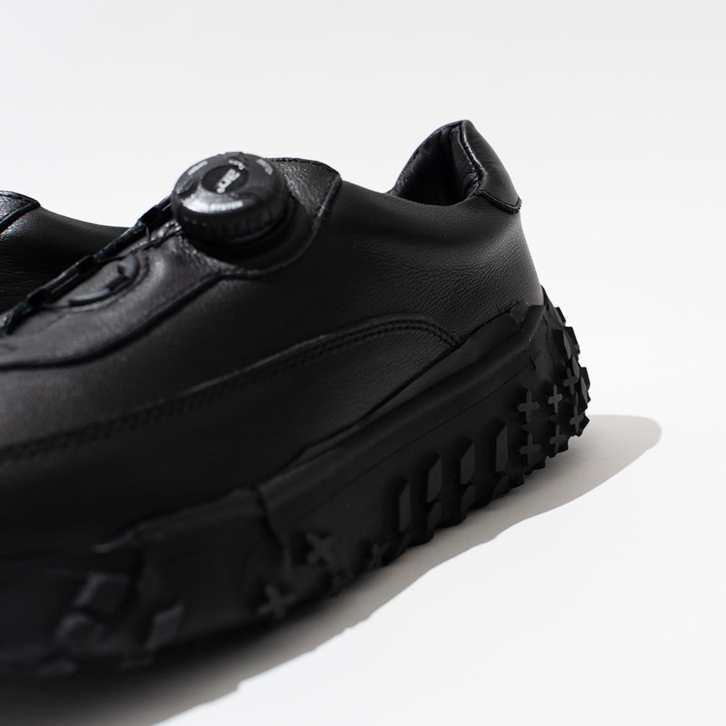 pg THROUGH BLACK