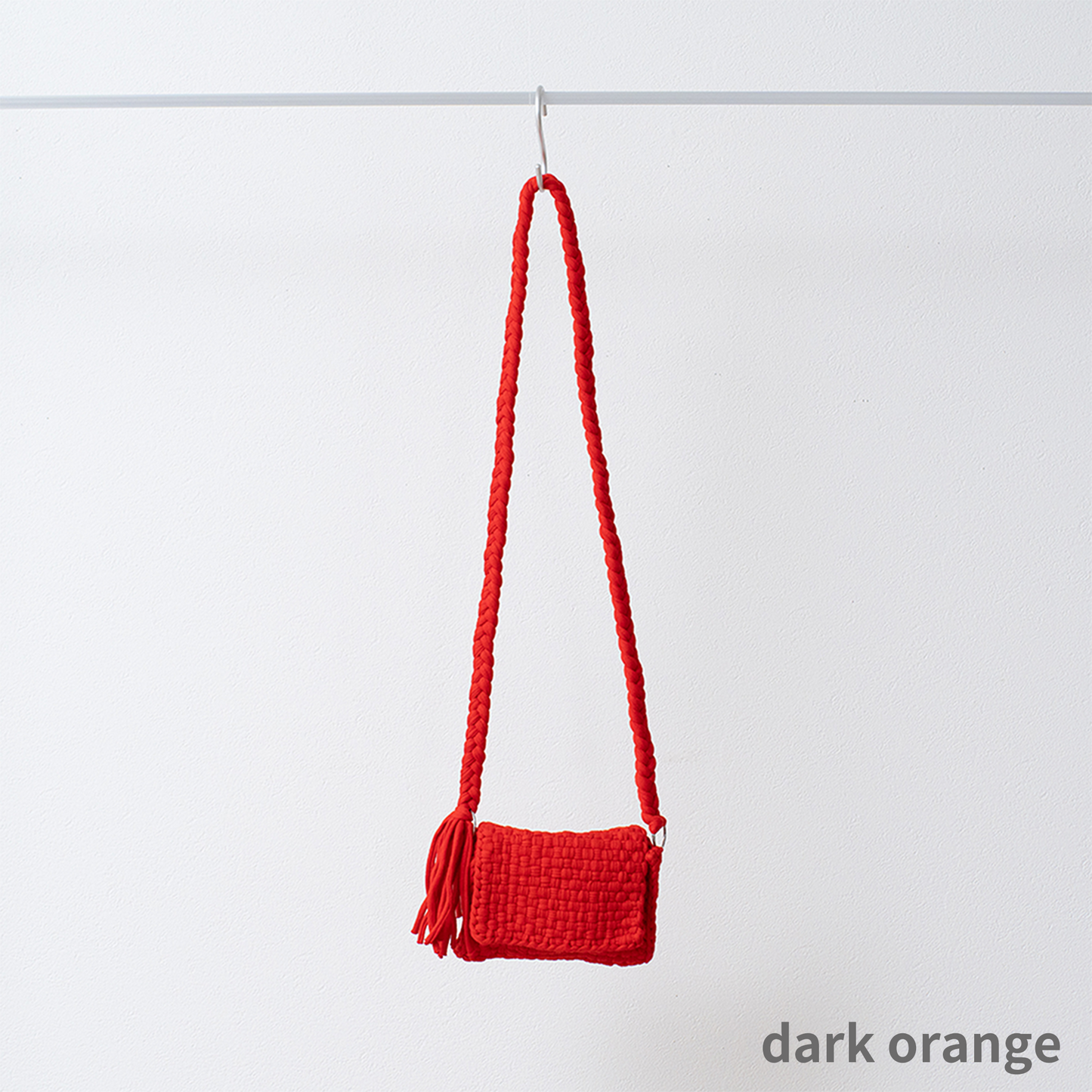 project1000 macrame phonecase 1
