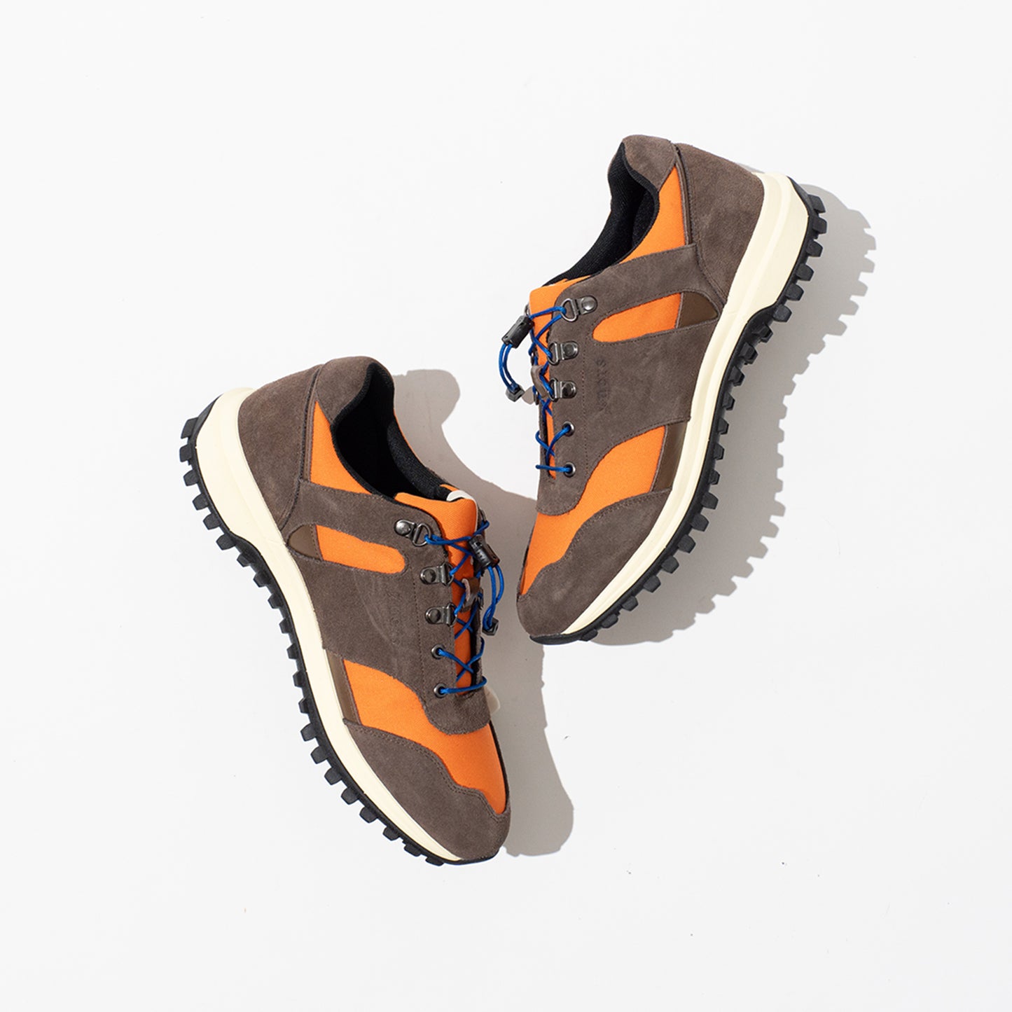 yuers WALKABOUT ORANGE / BROWN