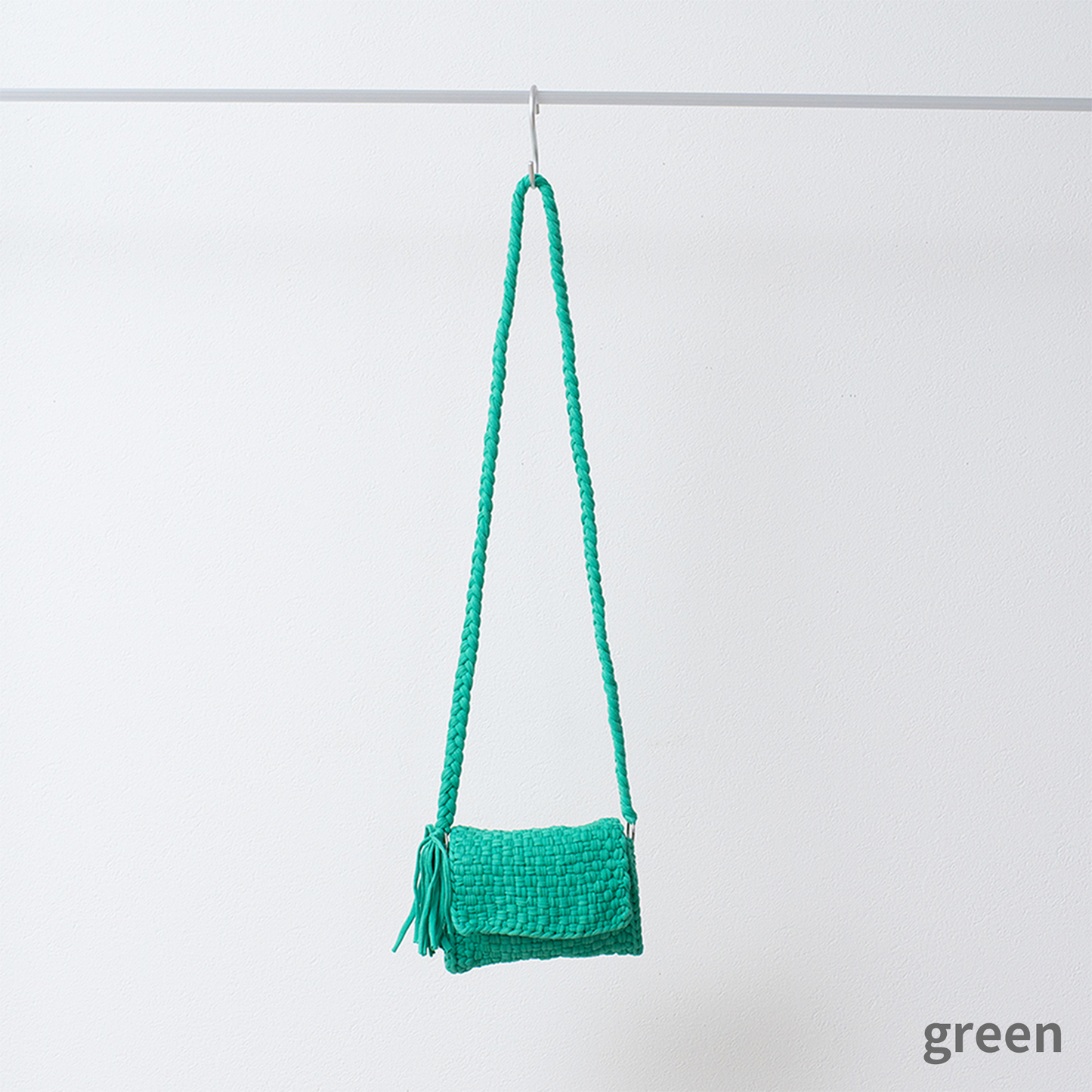 project1000 macrame phonecase 1