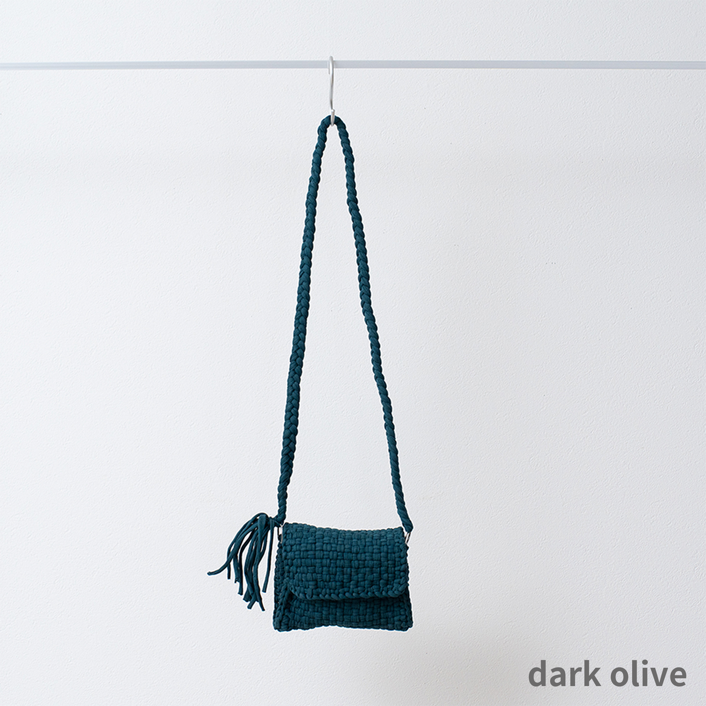 project1000 macrame phonecase 1