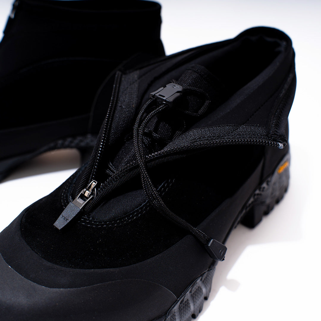 pg CAVE2 BLACK