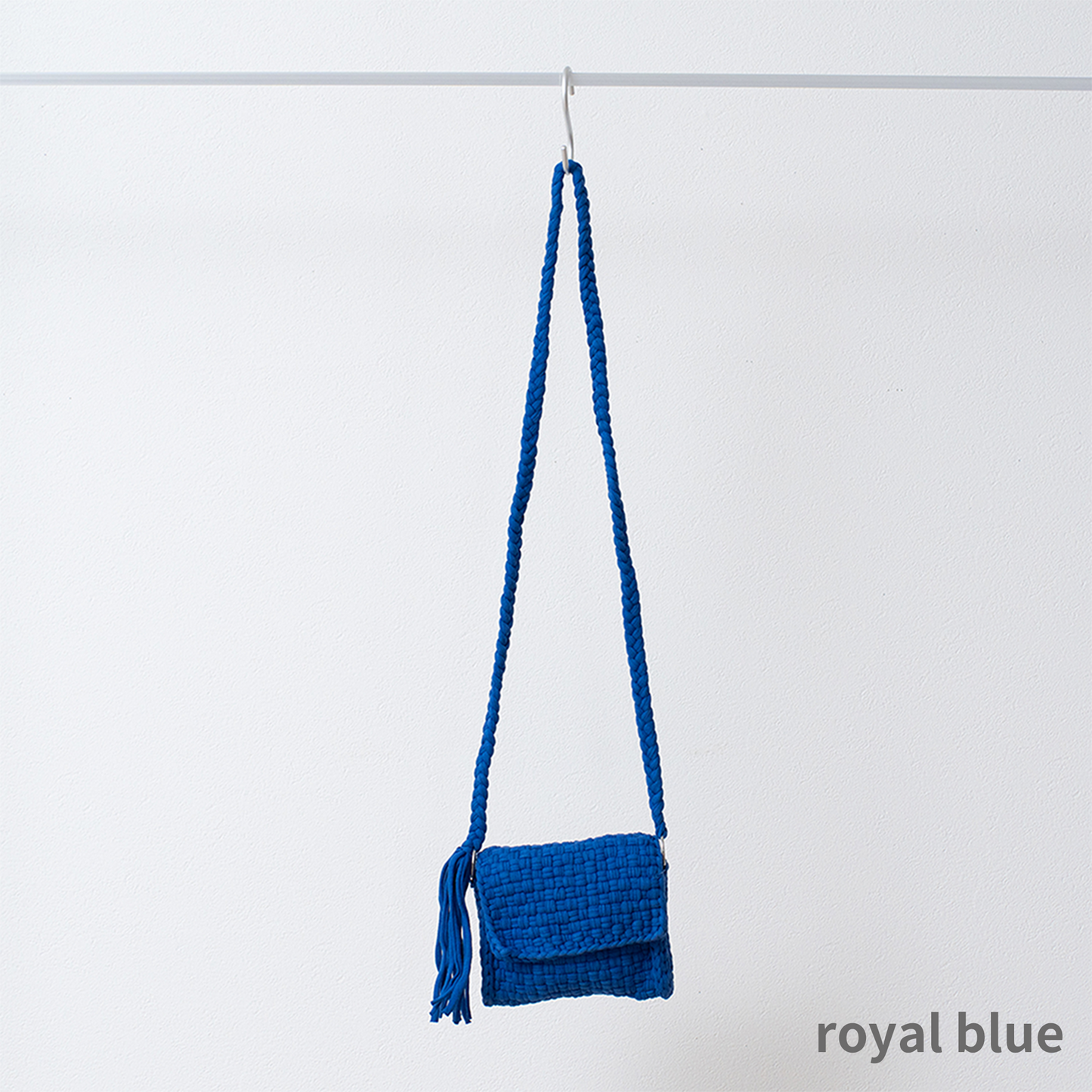 project1000 macrame phonecase 1