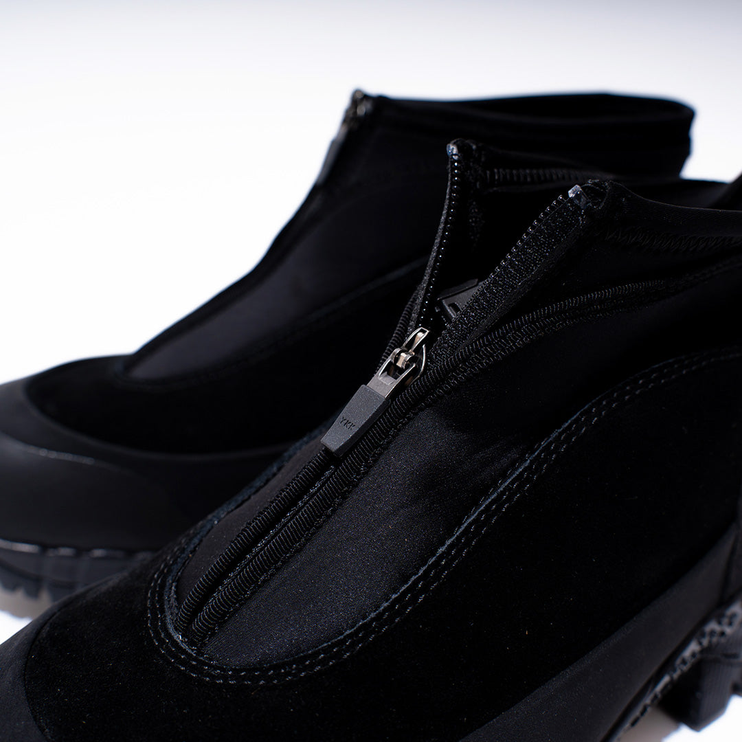 pg CAVE2 BLACK