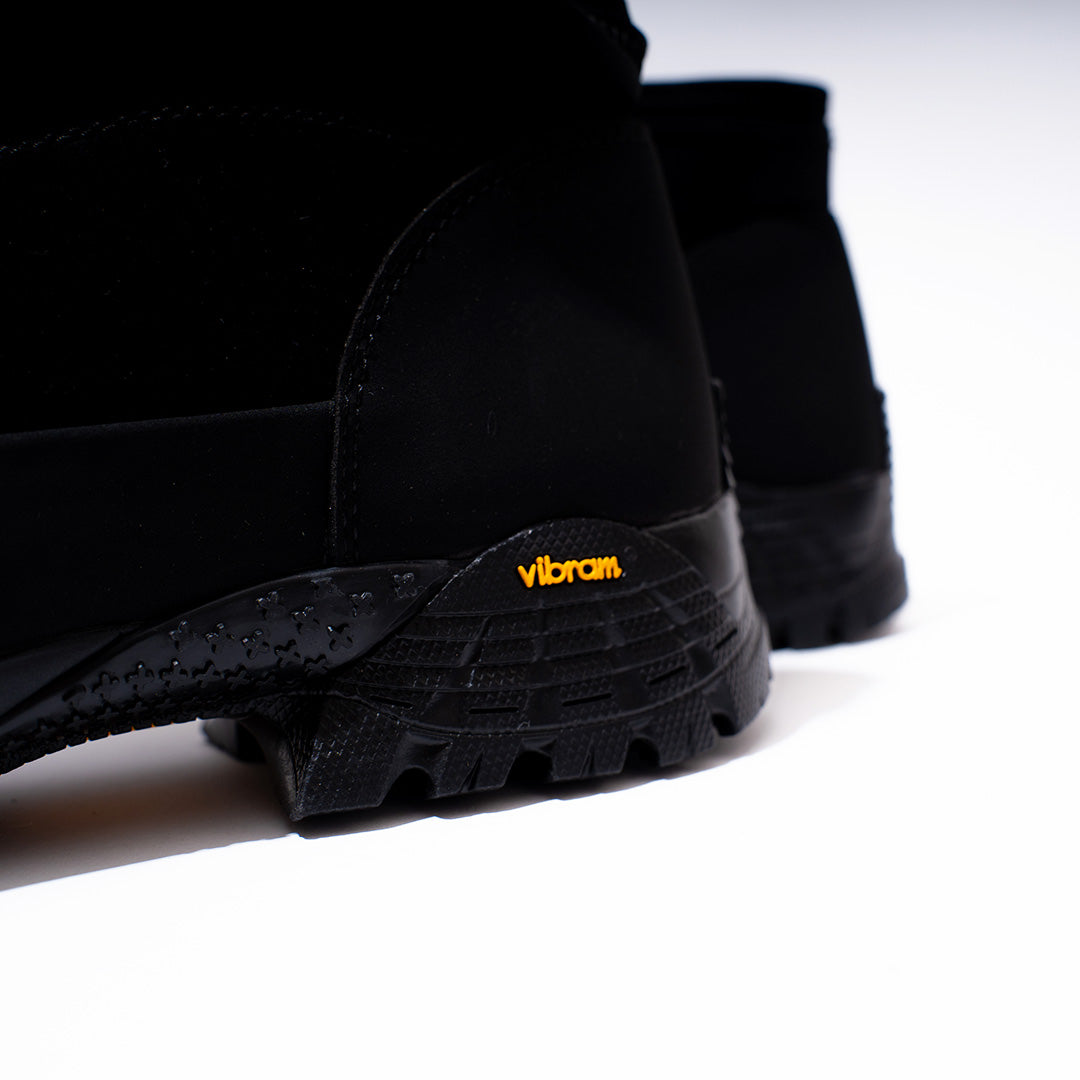 pg CAVE2 BLACK