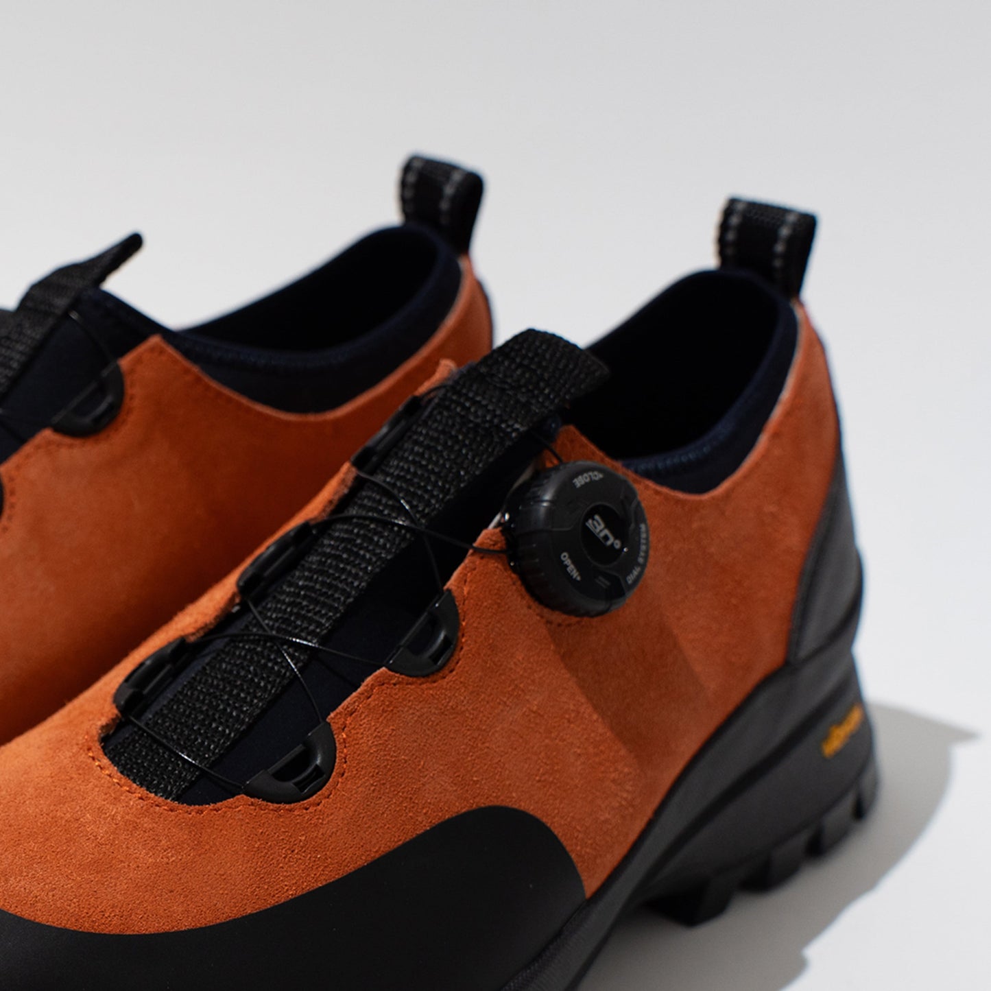 pg OLIVER ORANGE