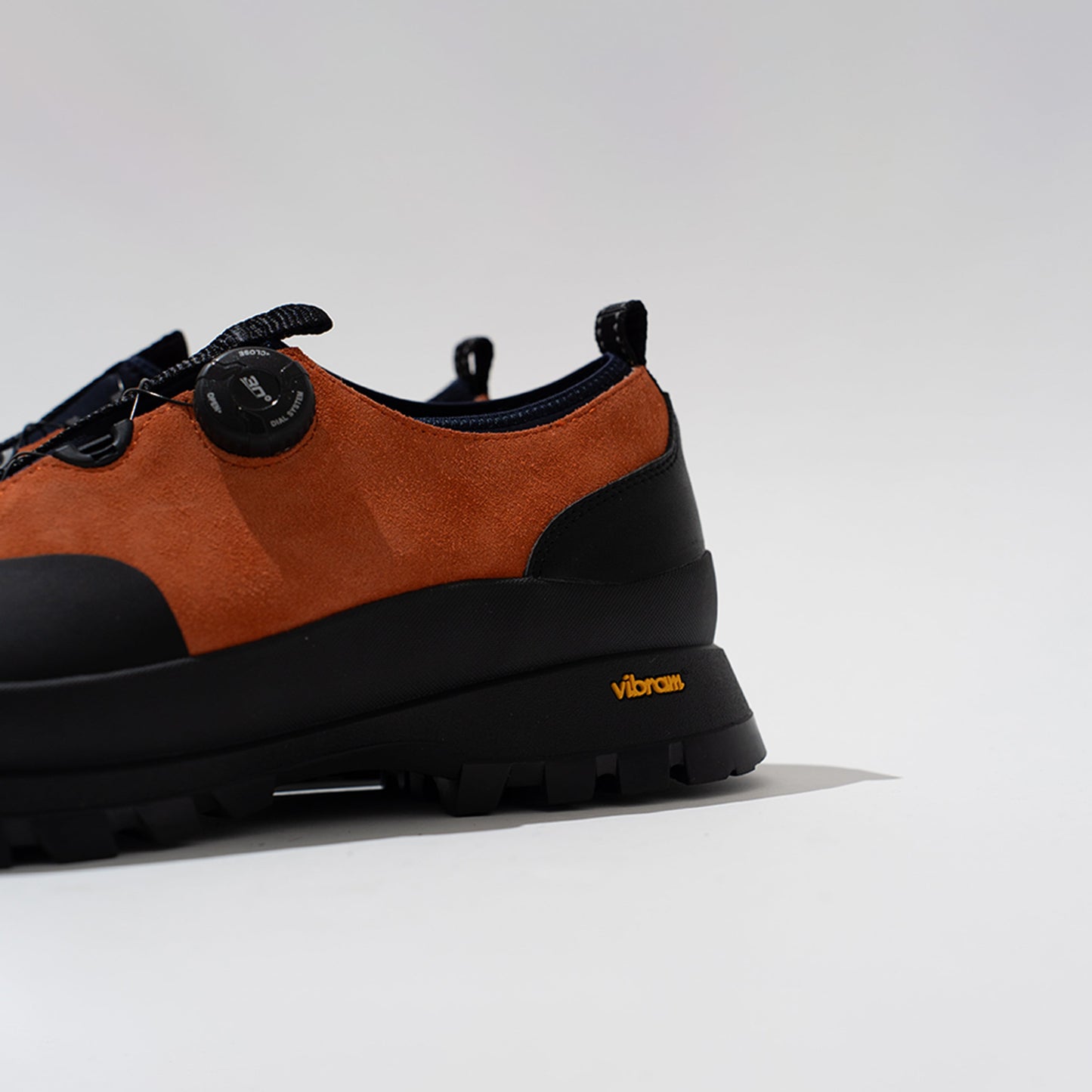pg OLIVER ORANGE