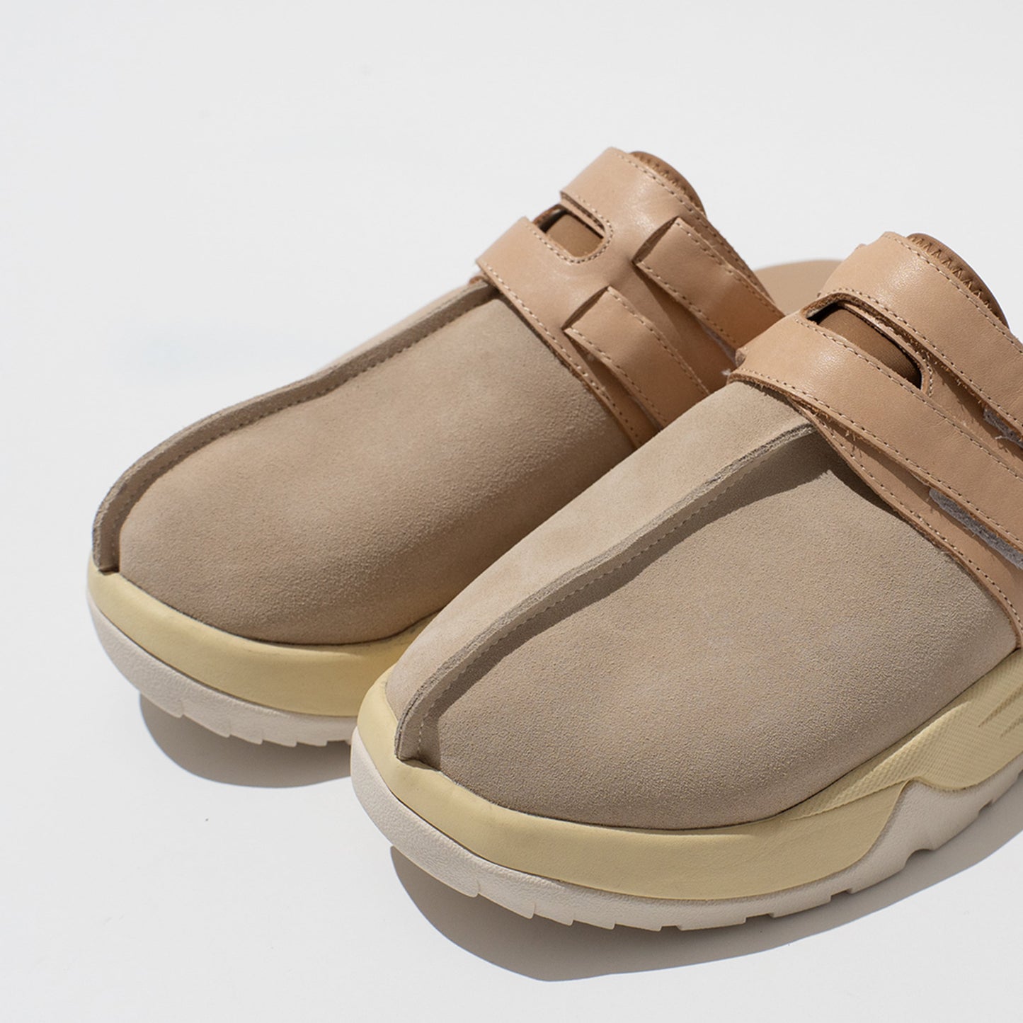 pg AROUND BEIGE