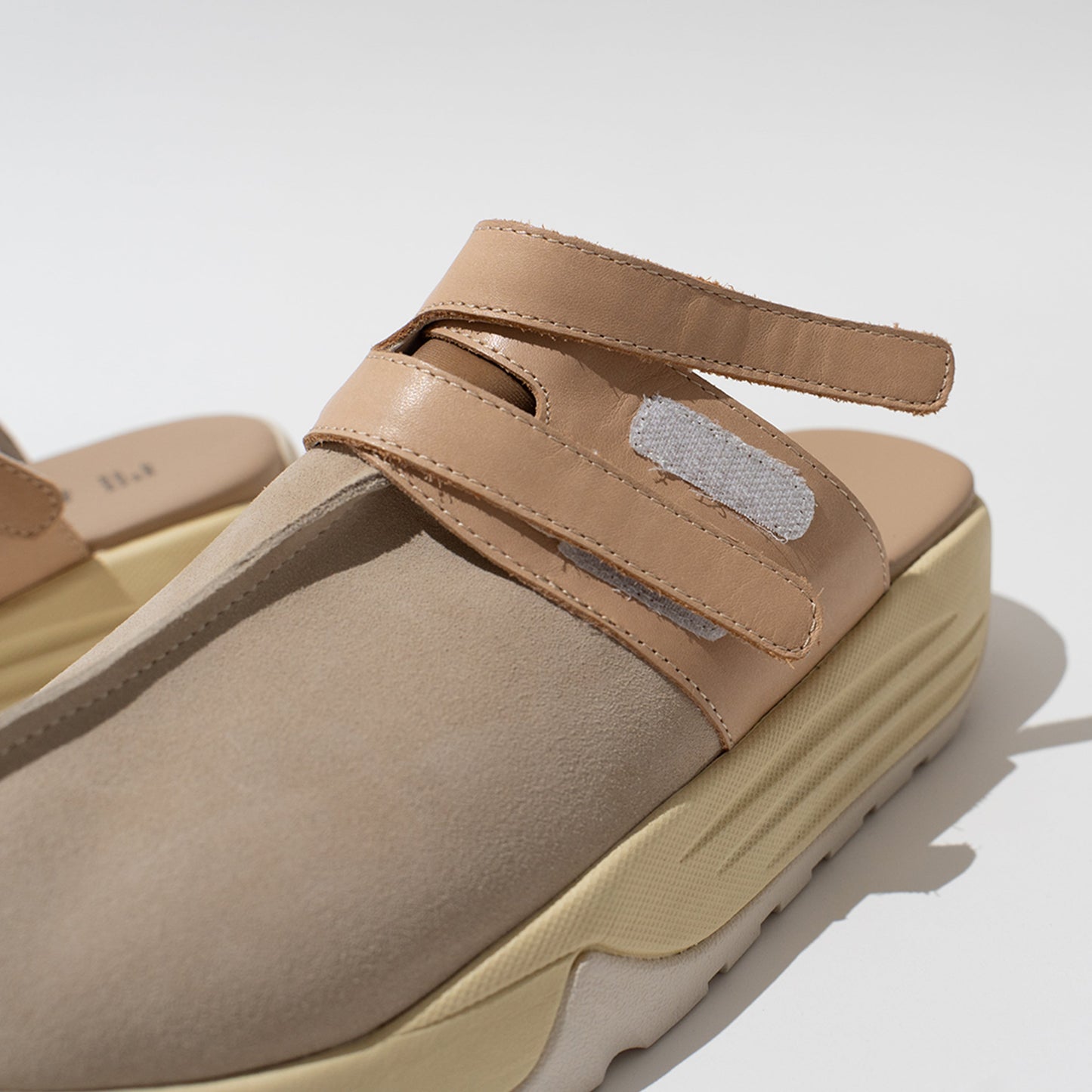 pg AROUND BEIGE