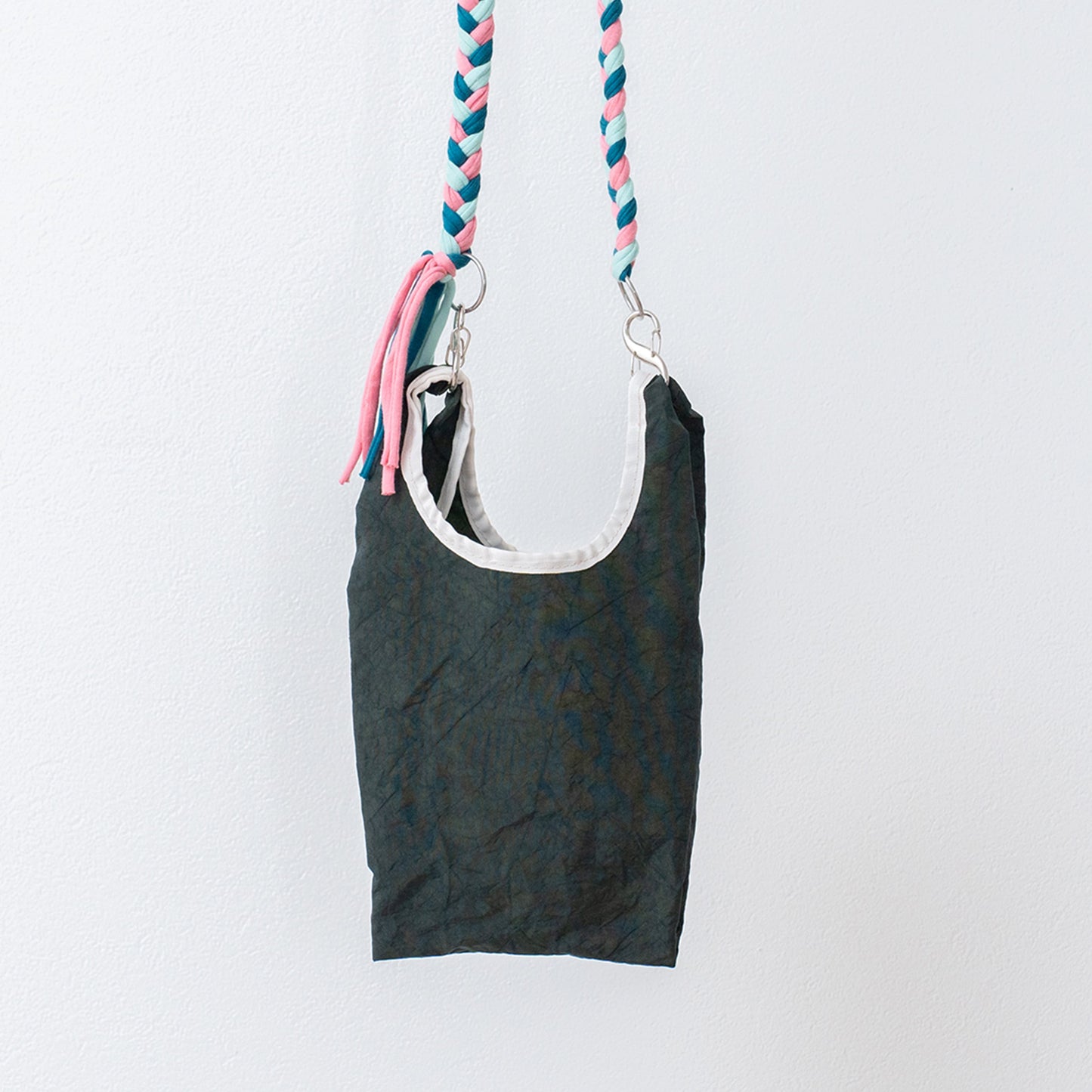 rerer airbag - bottle hang