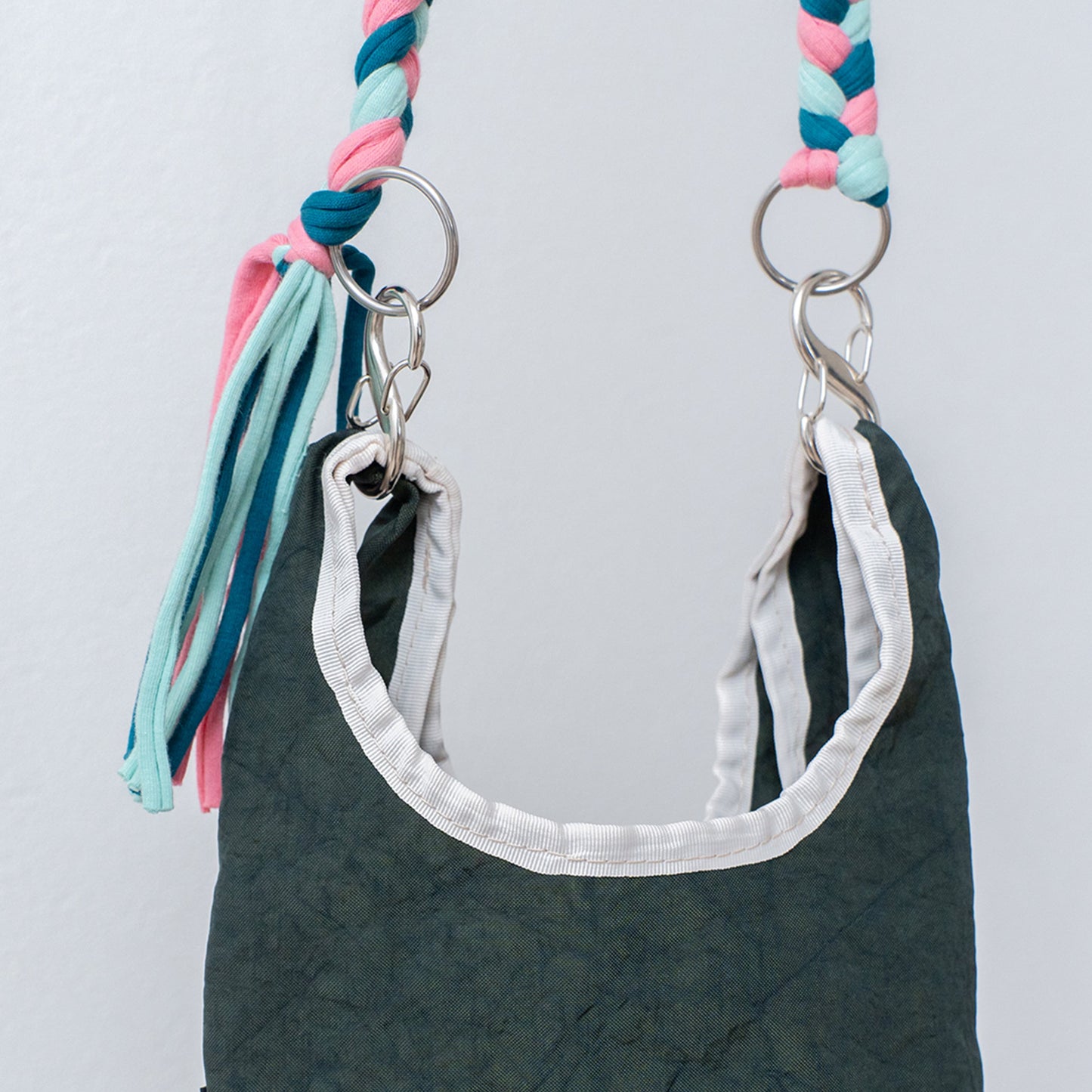 rerer airbag - bottle hang