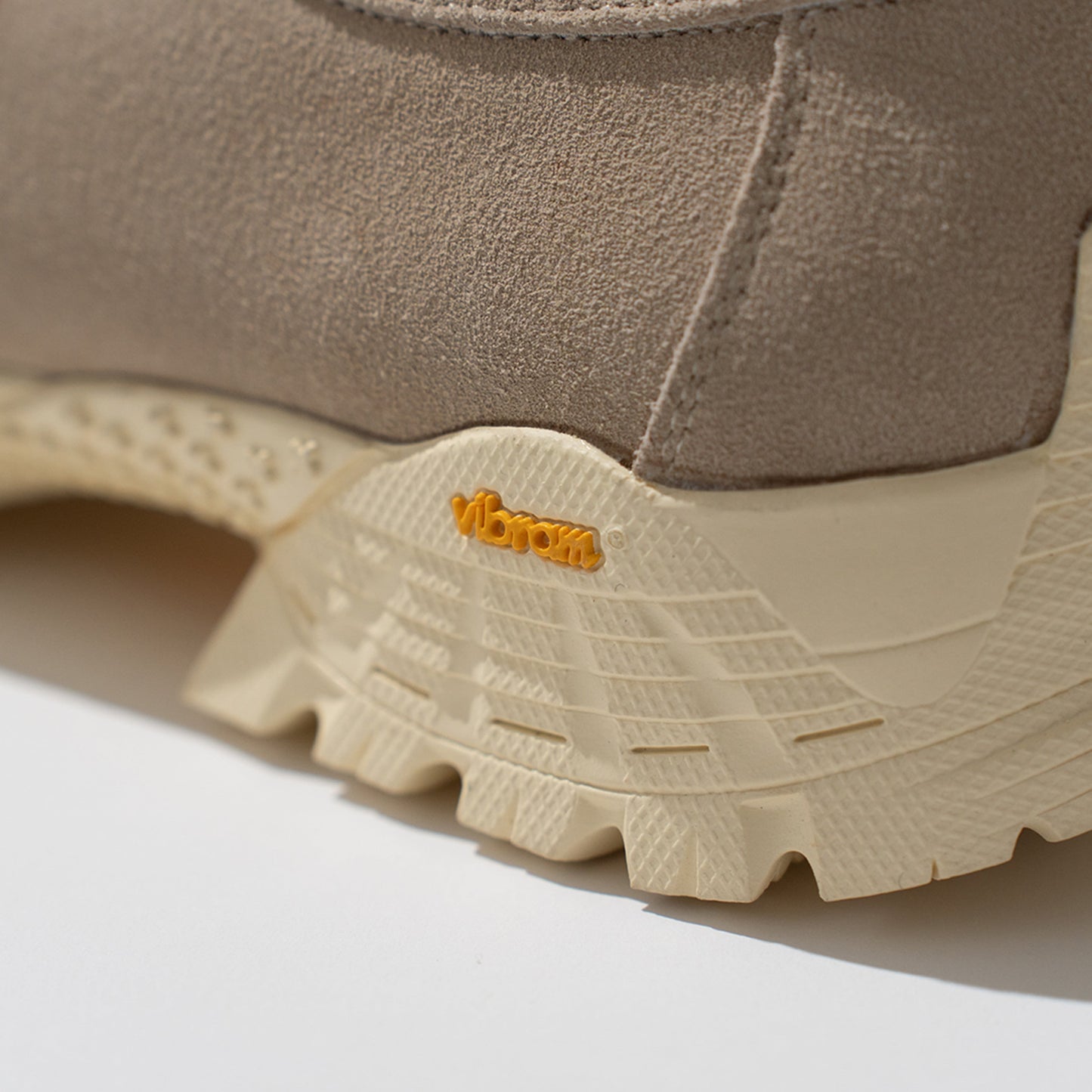 pg KNOCK2 KTX BEIGE