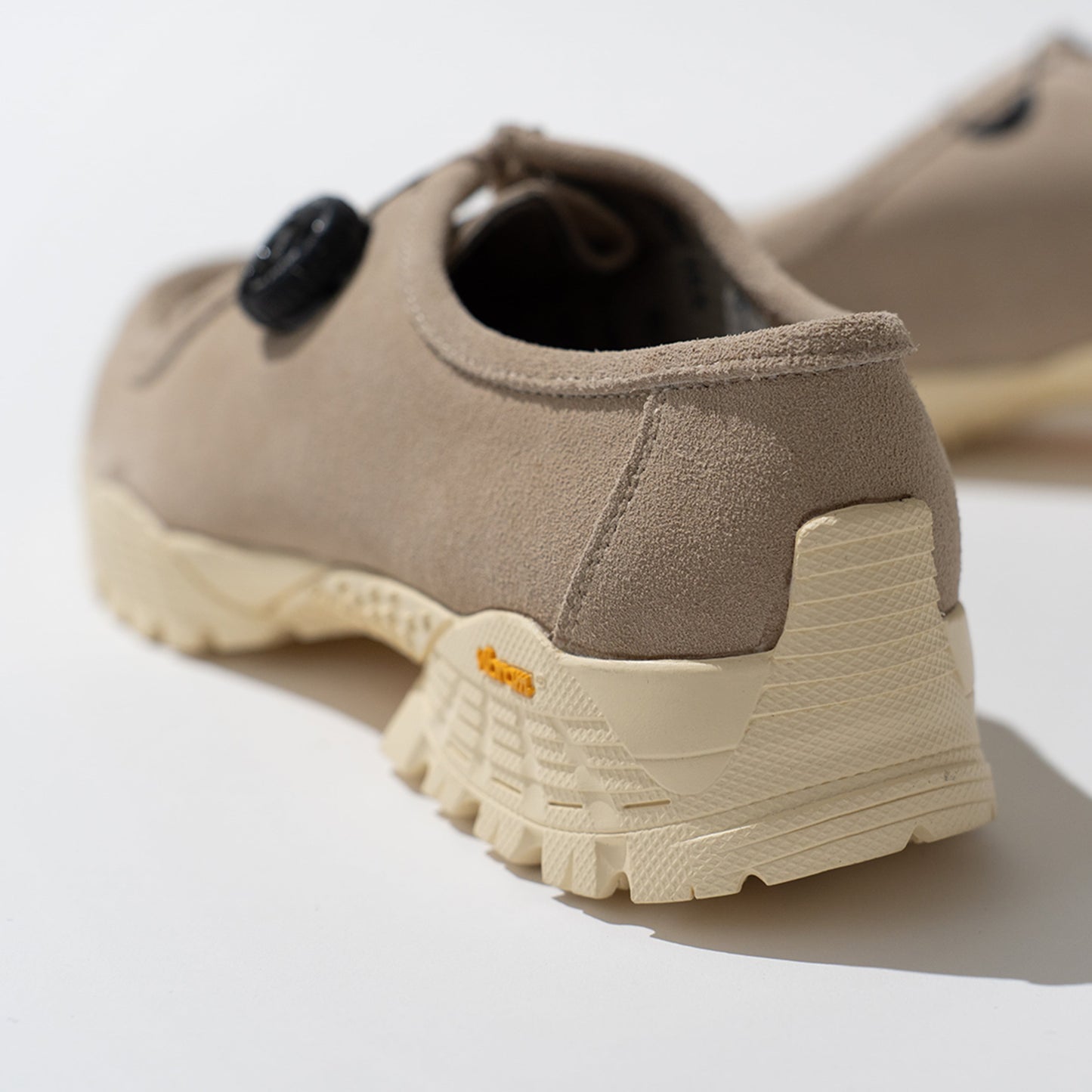 pg KNOCK2 KTX BEIGE