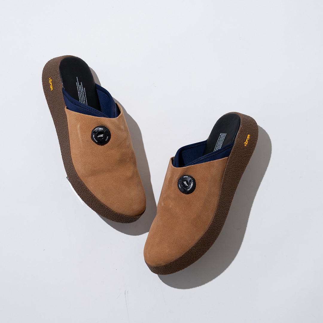 pg EMPTY BROWN