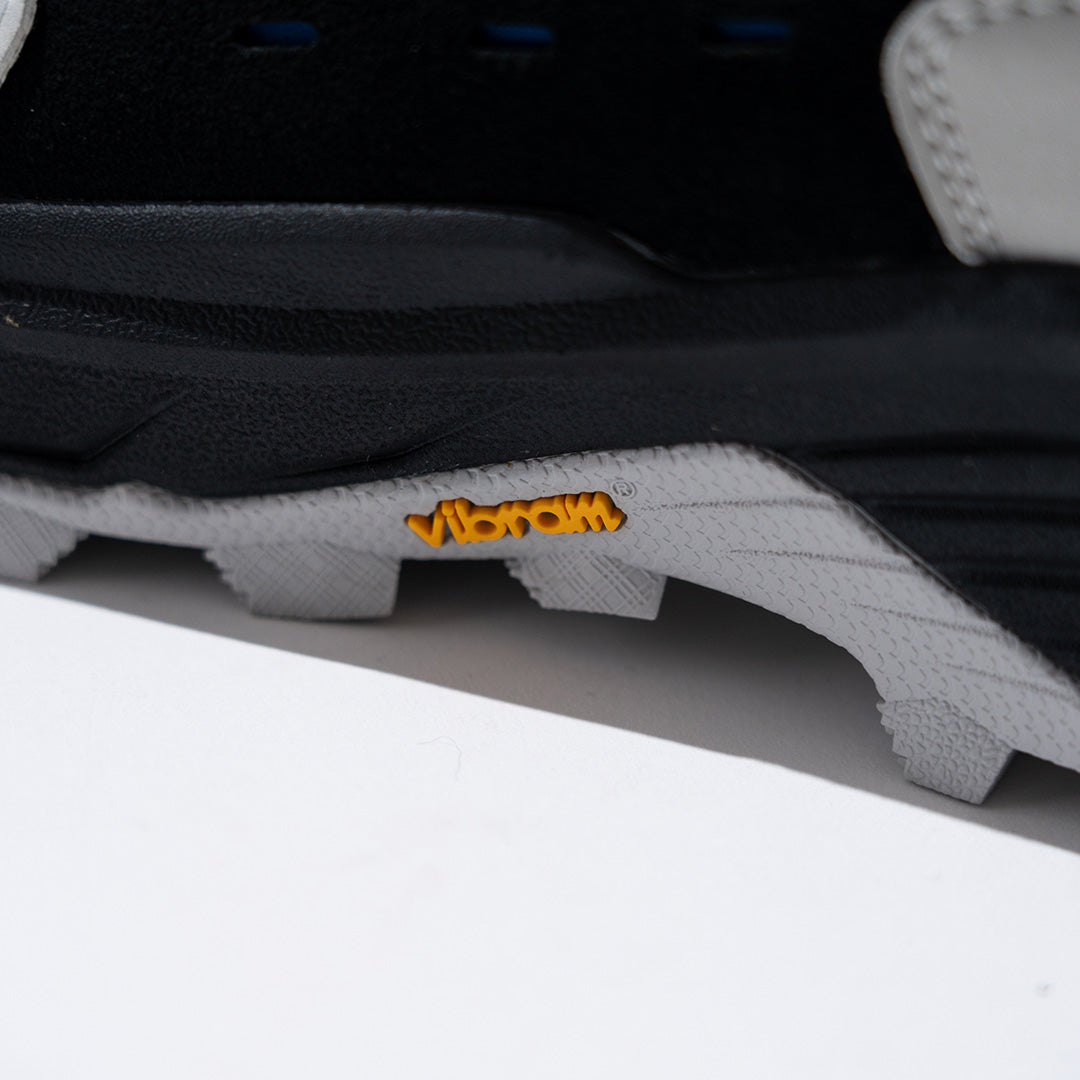 pg SHOT BLACK