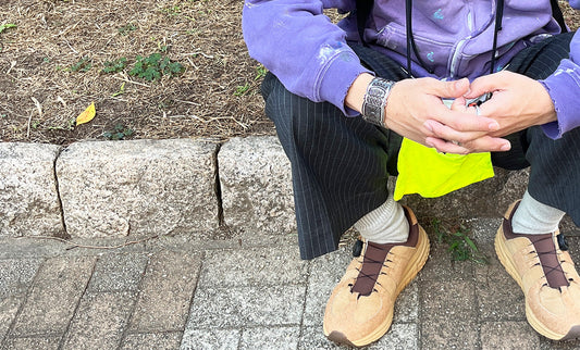 軽やかに過ごす、行楽シーズンのスタイリング。