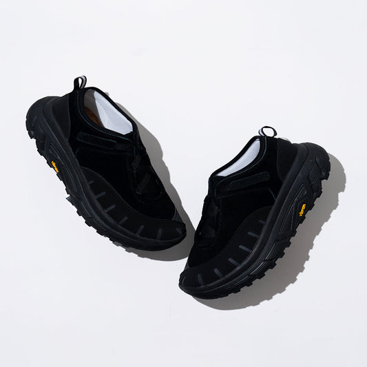 男女問わず楽しめるスニーカーギフト｜ユニセックスな視点で選ぶ上質な一足