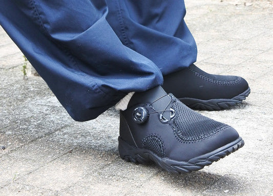 スニーカー ダイヤル式の魅力とは？