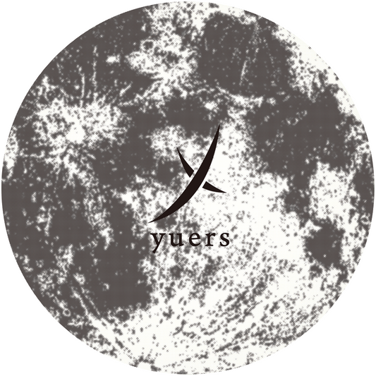 真夏、海の近くのスタジオで冬を撮る。yuers 2026AW撮影レポート