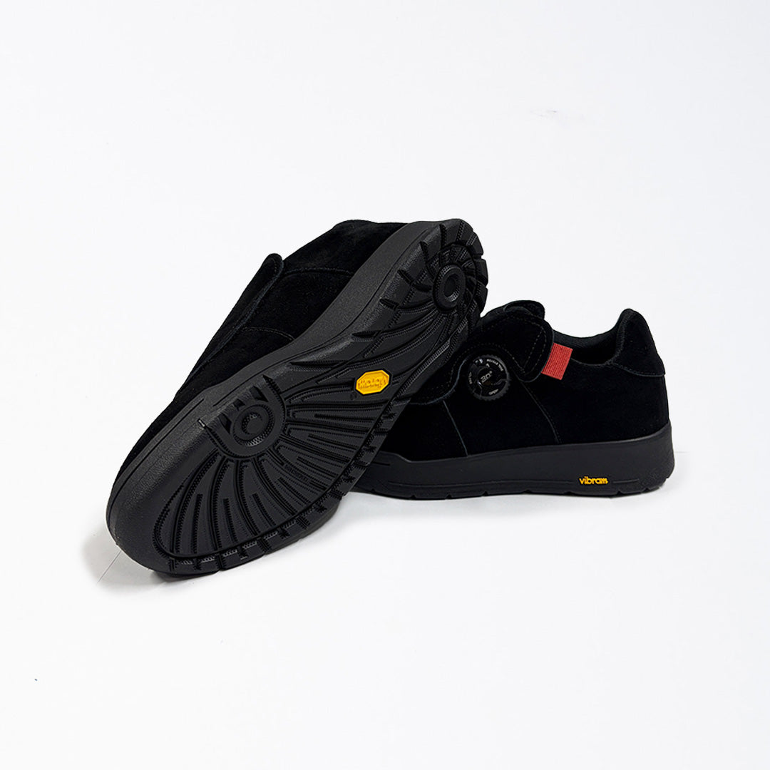 pg  ELEPHANT BLACK