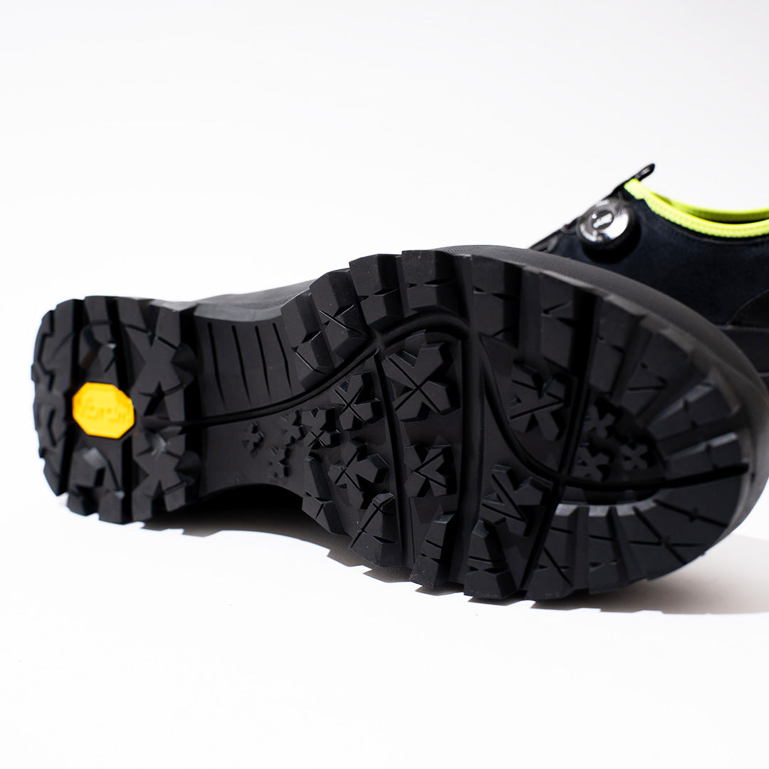 pg OLIVER  NAVY 2025