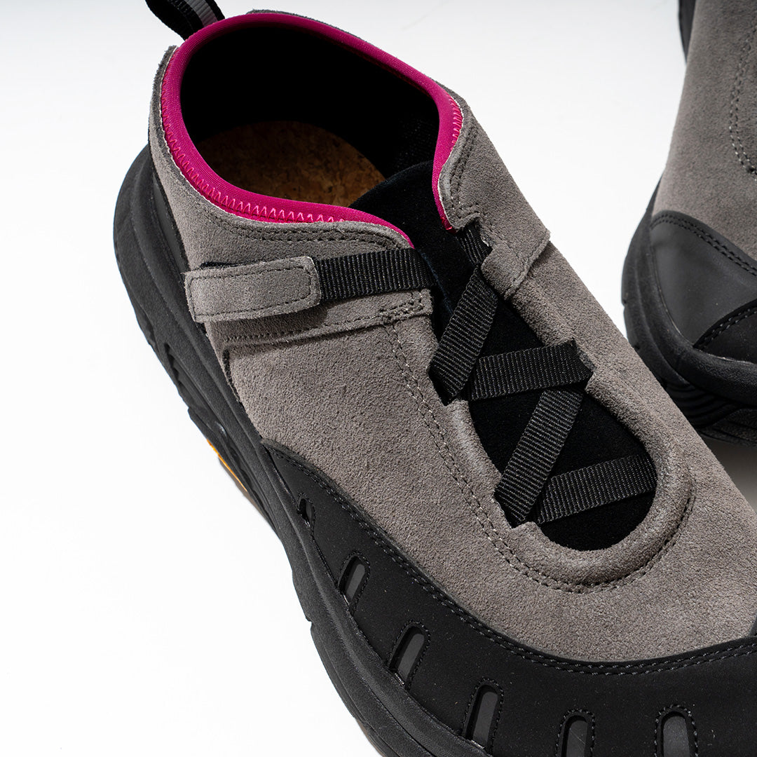 pg  LADYBUG CHARCOAL