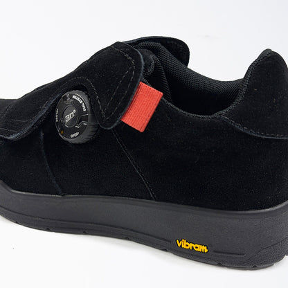 pg  ELEPHANT BLACK