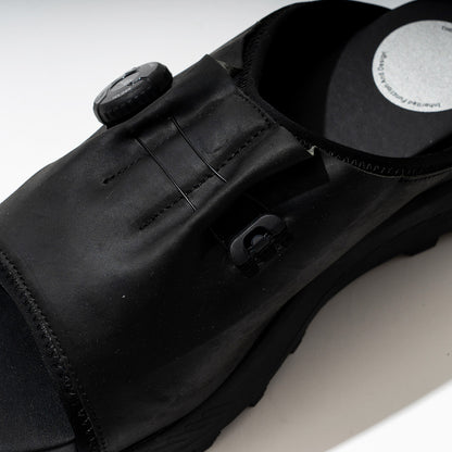 pg  MOMENT BLACK