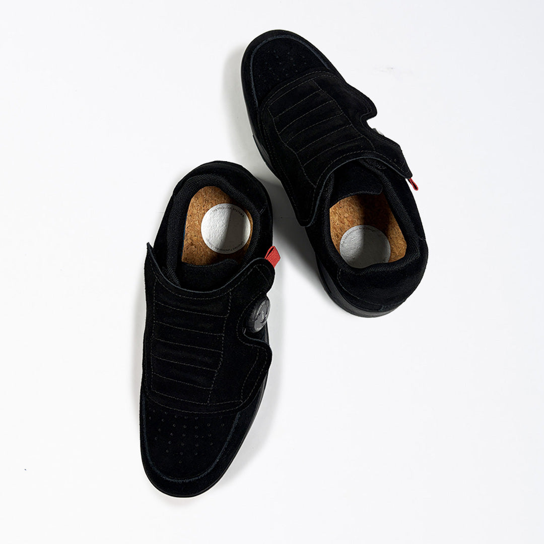 pg  ELEPHANT BLACK
