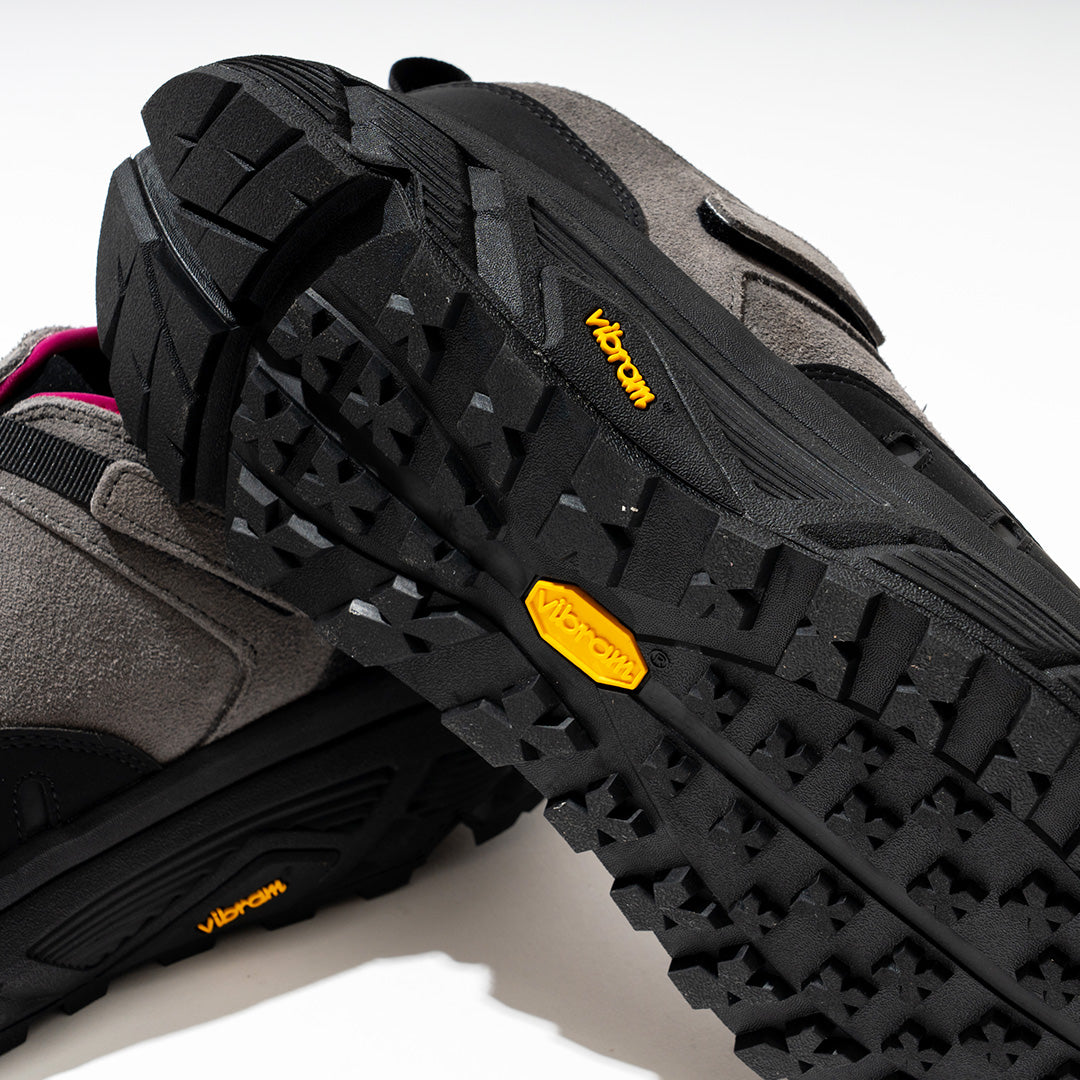 pg  LADYBUG CHARCOAL