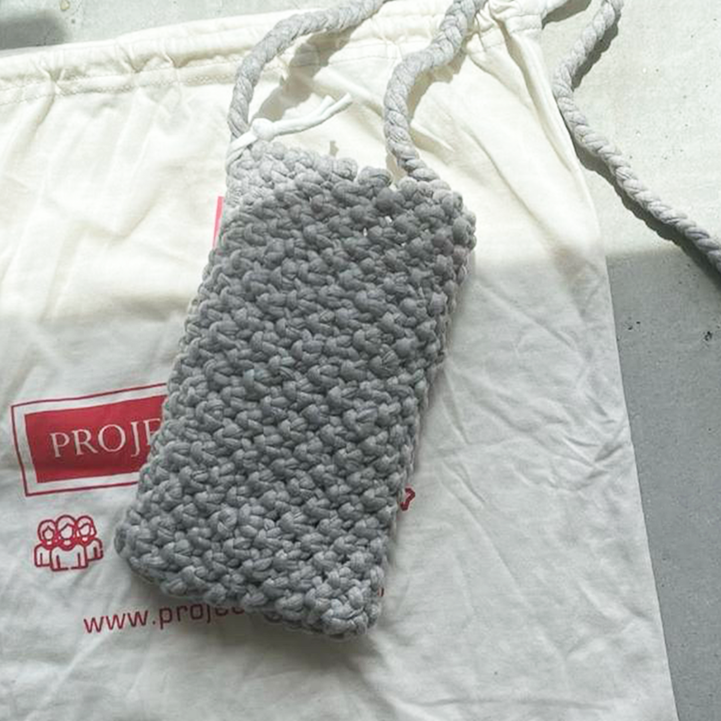project1000 macrame bottle case 1