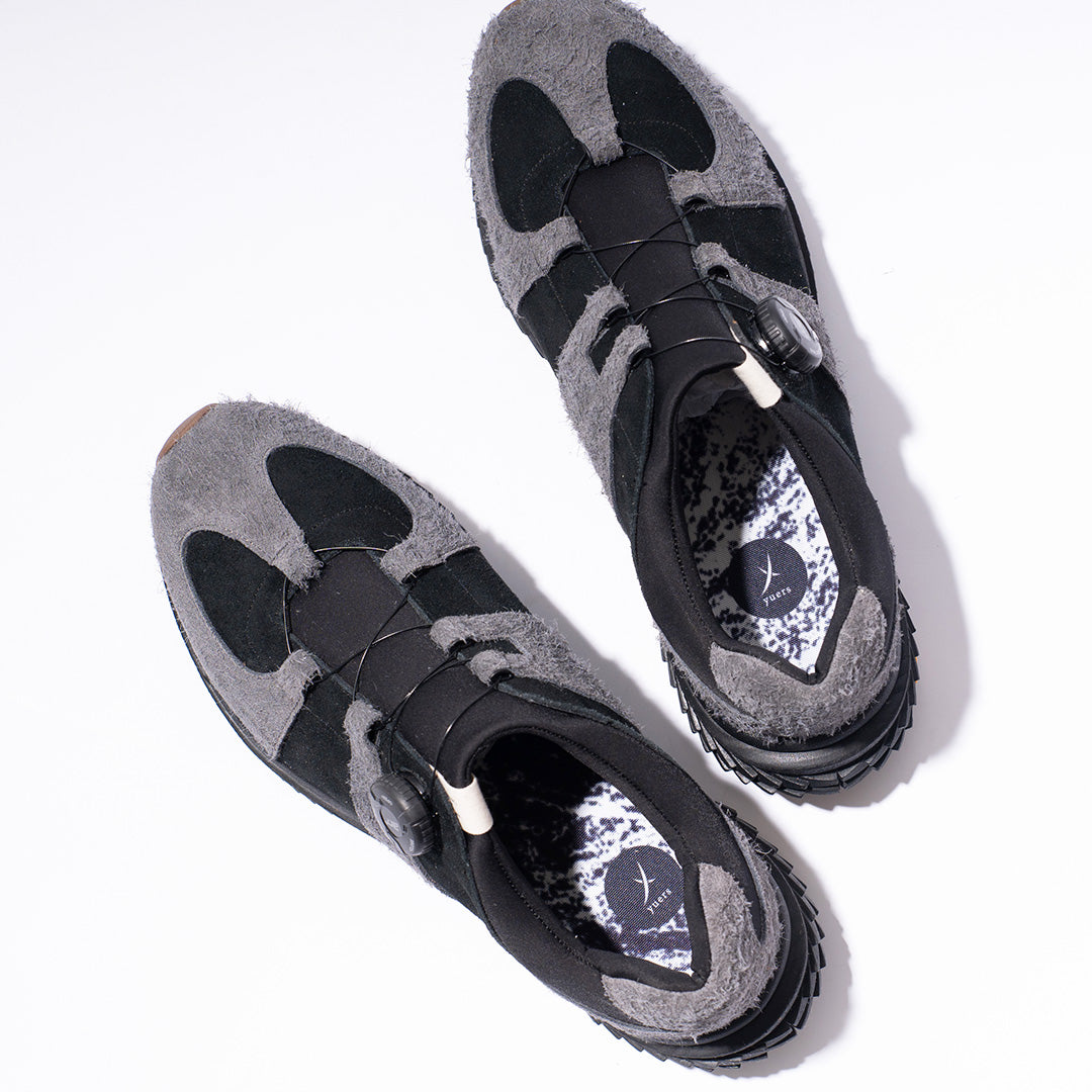 yuers LOOMER BLACK