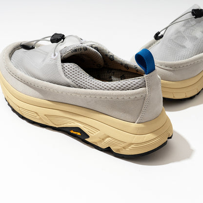 pg  LOSTRIVER GRAY