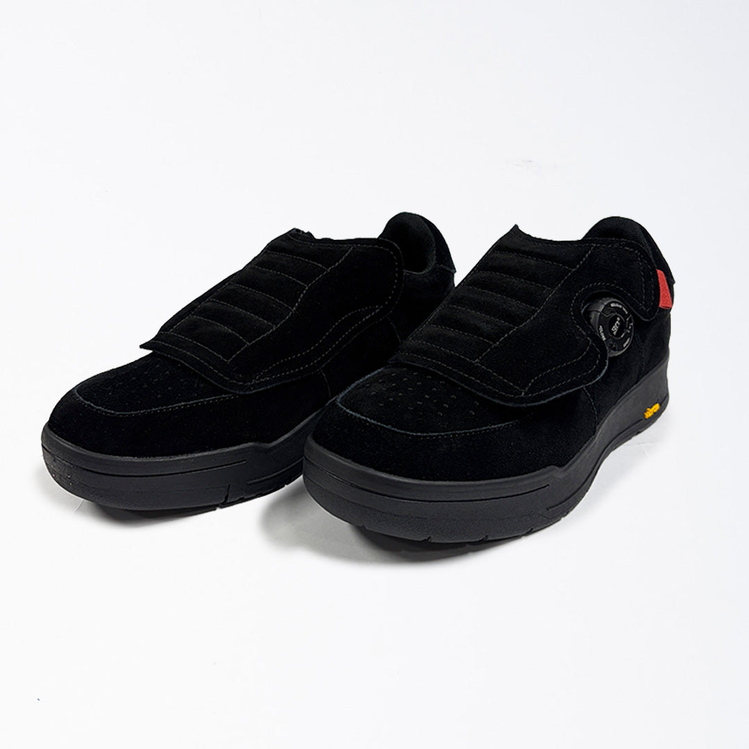 pg  ELEPHANT BLACK