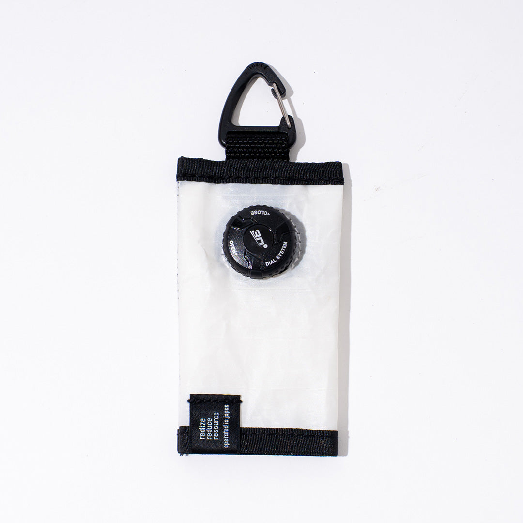 rerer yachts - Dial (key case)