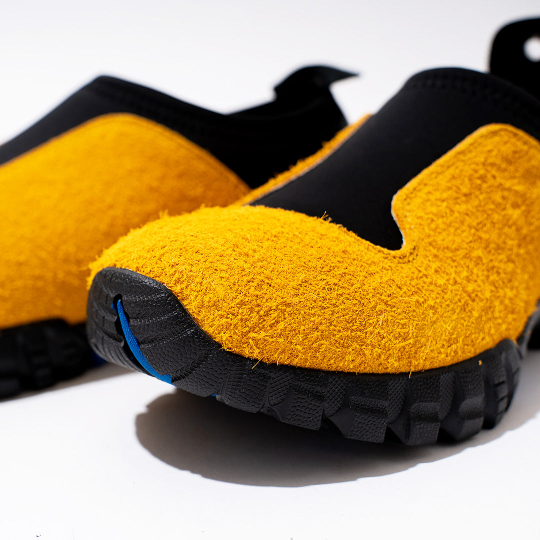 pg TRAIL MOC YELLOW