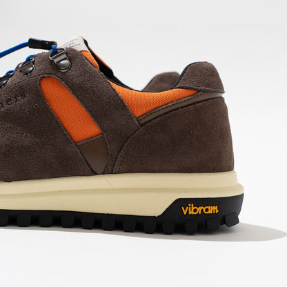 yuers  WALKABOUT  ORANGE / BROWN