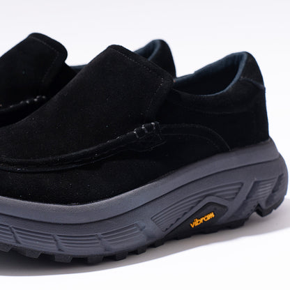 yuers  SOON  BLACK
