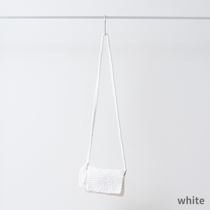 project1000 macrame phonecase 1