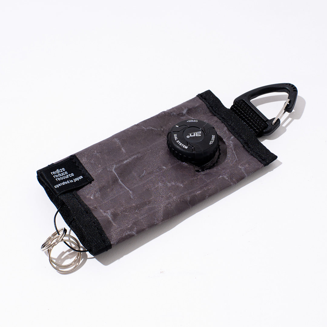 rerer yachts - Dial (key case)