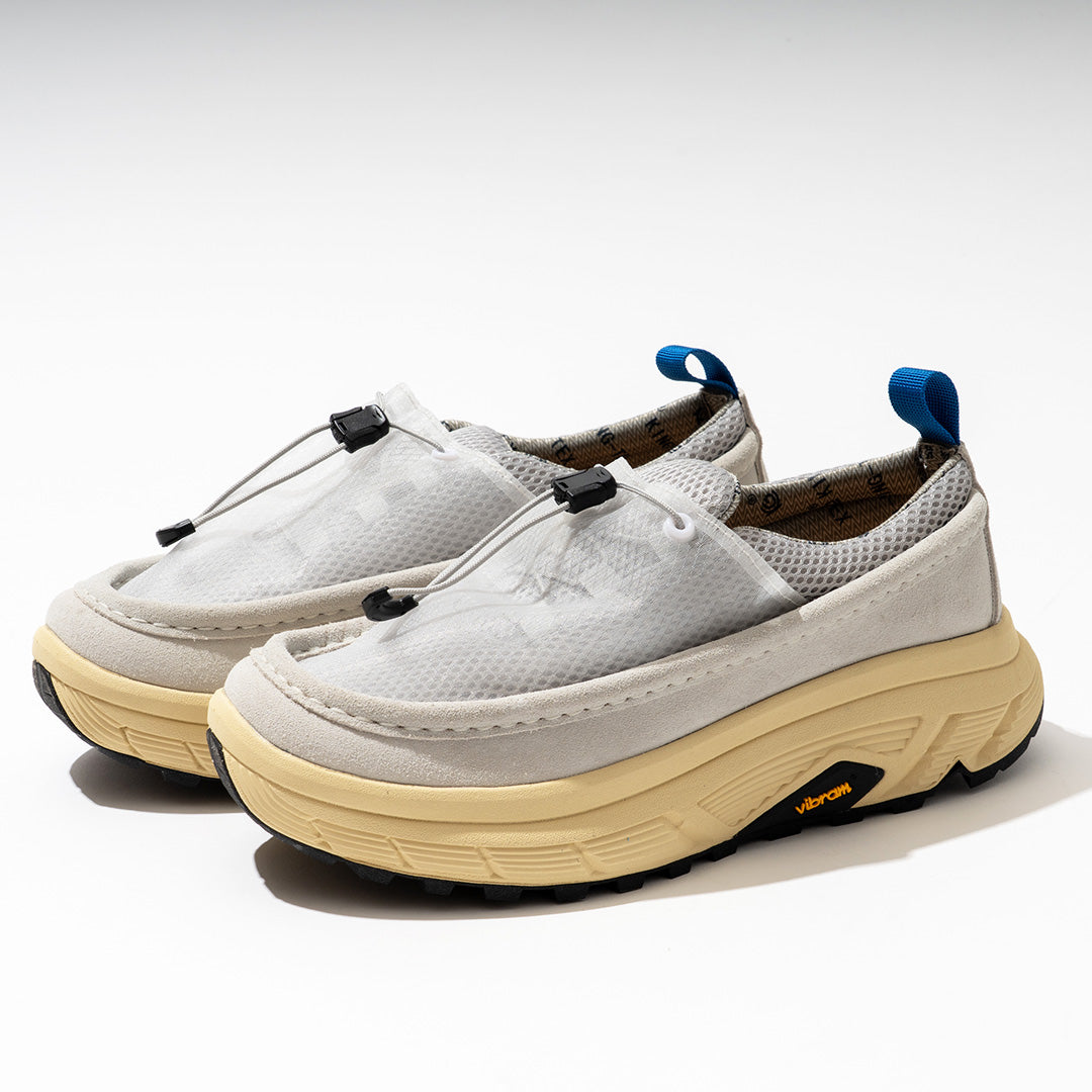 pg  LOSTRIVER GRAY