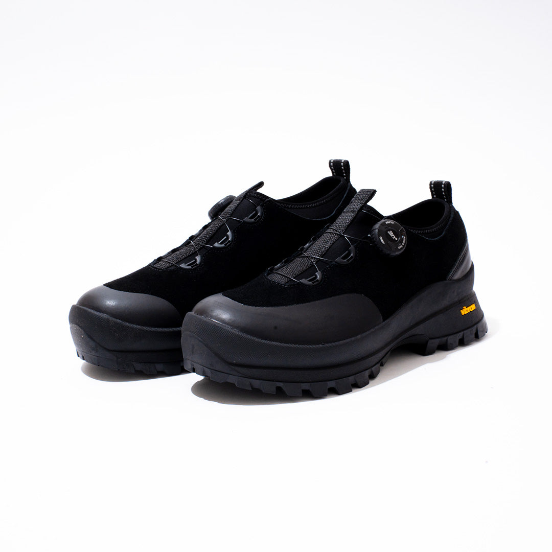 pg OLIVER BLACK 2025