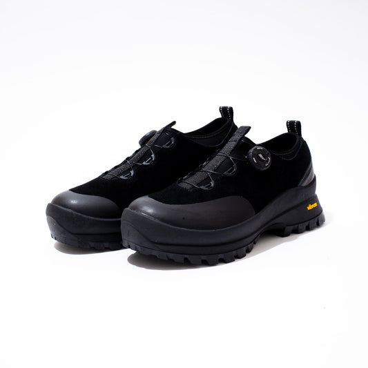 pg OLIVER BLACK 2025