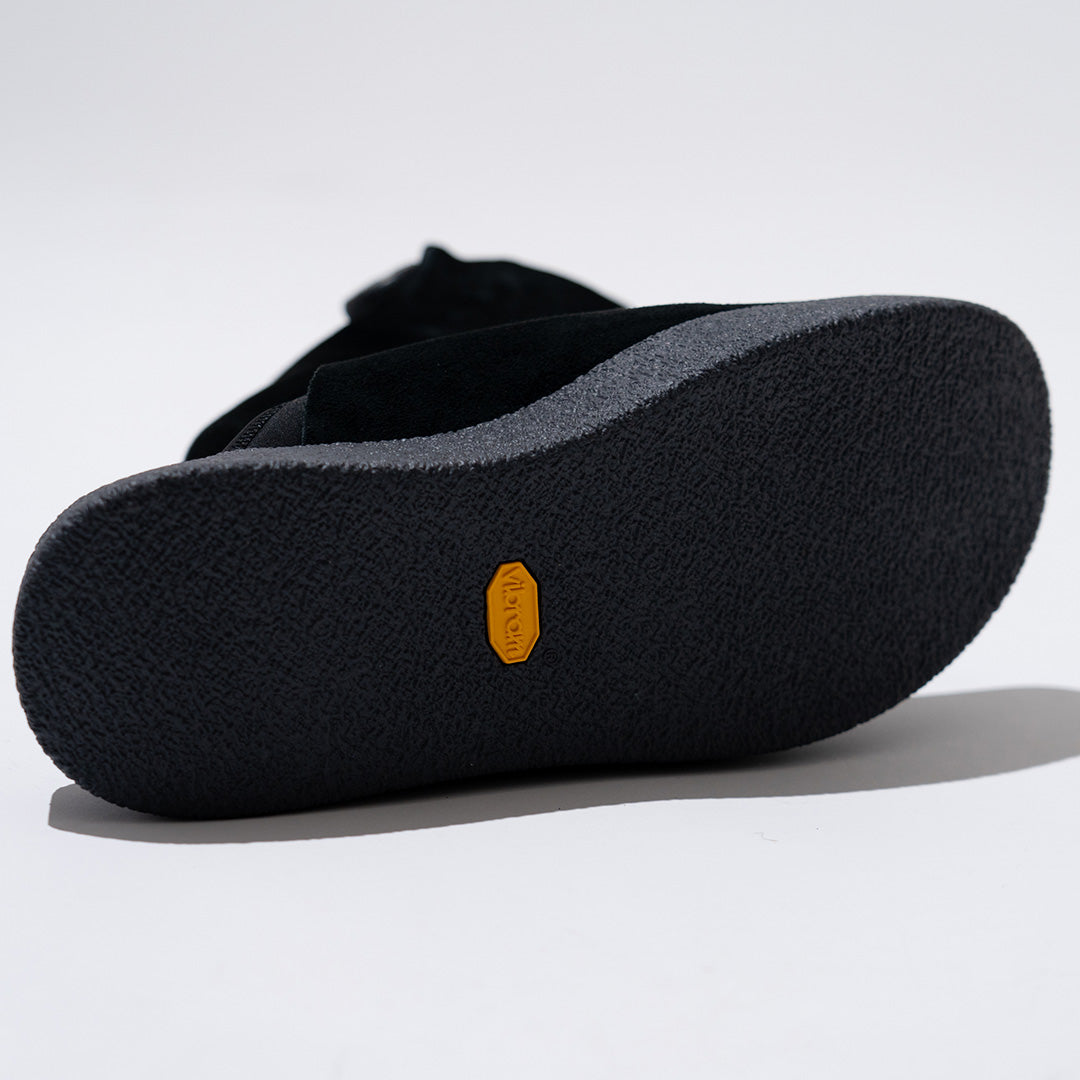 pg EMPTY BLACK 