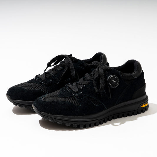pg NAUGHTY BLACK